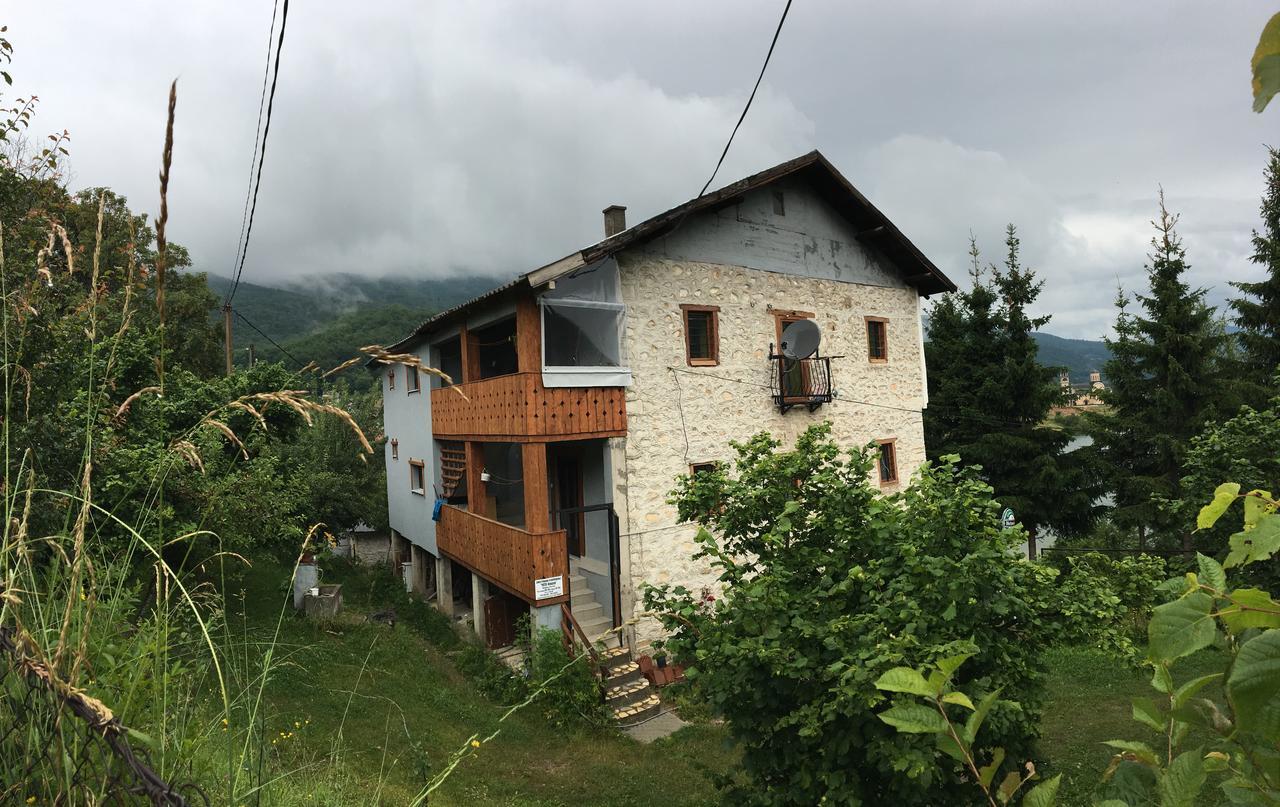 Yeti Guest House มาโวรโว ภายนอก รูปภาพ