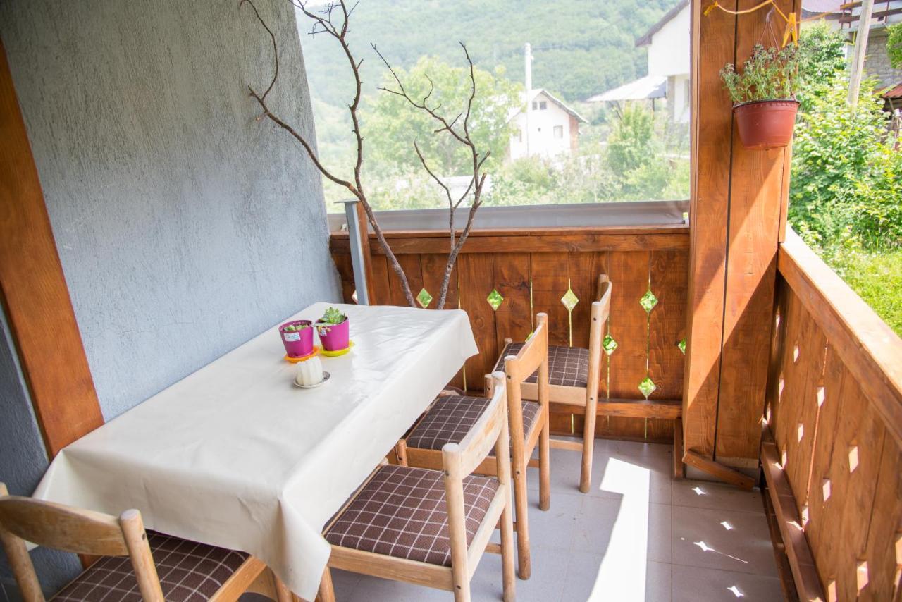 Yeti Guest House มาโวรโว ภายนอก รูปภาพ