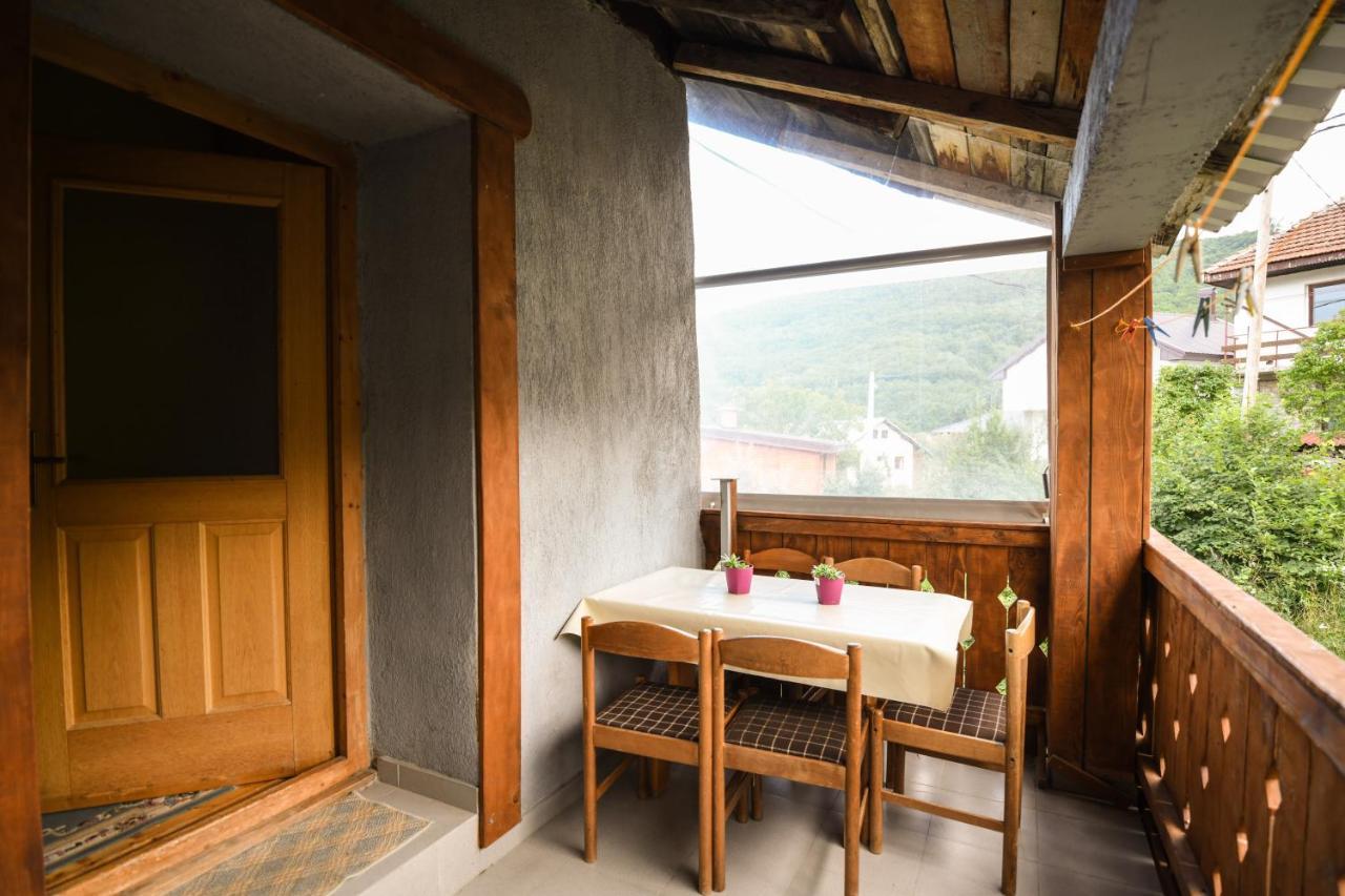 Yeti Guest House มาโวรโว ภายนอก รูปภาพ